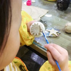 -泥娃娃DIY陶吧(易生活购物公园店)