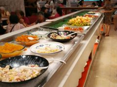 -泉福居酱骨头自助广场(南大街商业步行街店)