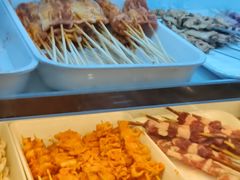 -哈尔滨小酒馆·鲜肉现穿自助烧烤(康新花园店)