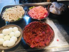 -周幺妹重庆老火锅(银泰城总店)