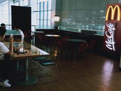 大堂-麦当劳(高铁南站店)