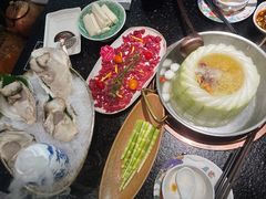 -得意咚瓜·顺德鱼生·冬瓜火锅(深圳首店)