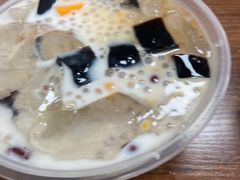 -六姑龟苓膏糖水卤水店