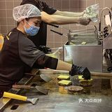 妈妈都说好吃的汉堡‼️牛肉饼好扎实还会流汁