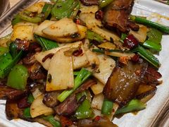腾冲饵块炒腊肉-米店·云南菜(南门店)
