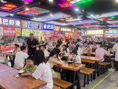 -八一好吃街·高品美食广场