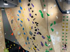 -ROCKPLUS攀岩馆(环宇城店)