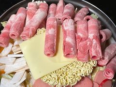 -炙韩料理·部队锅专门店