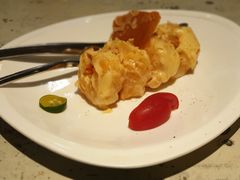 招牌沙汁大虾球-T館·花园艺术餐厅