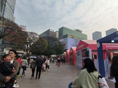 -观音桥步行街