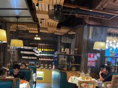 -领鲜活海鲜榴莲自助火锅(东门店)