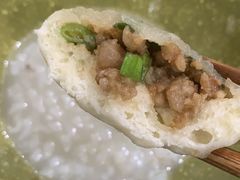 -舒小笼松针小笼包
