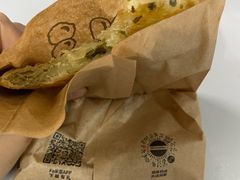 -全家便利店(莲花池东路店)