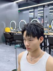 -藤野造型烫发染发