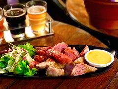 -爱啤精酿·民谣酒馆(滨江店)