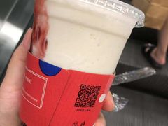 -瑞幸咖啡(岳家嘴地铁站店)