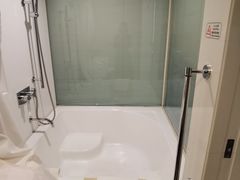-上海浦东假日酒店