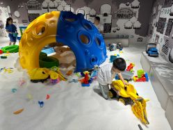 -MINI MARS KIDS CLUB亲子家庭中心(长宁天山店)