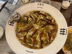 -渔语鱼新川菜Bistro(万象天地店)