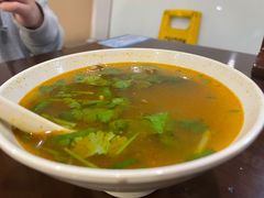 咖喱牛肉汤-东泰祥生煎馆(陕西南路店)