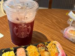 -星巴克(杭州湖滨银泰E区店)