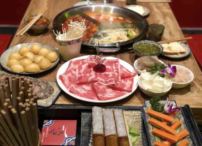 凤王府成都火锅(余姚银泰店)-"去余姚吃的第一餐,点了超级多的菜,无敌