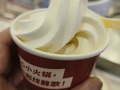 -龍歌自助小火锅(市北CBD万达店)