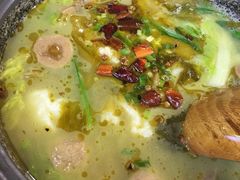 -周鱼小馆石锅酸菜鱼(活力汇店)