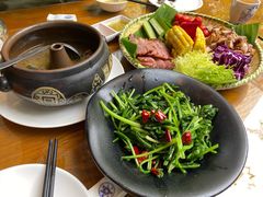 无量山汽锅鸡-福照楼汽锅鸡·云南菜(护国路店)