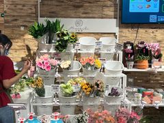 -七鲜超市(瑞虹天地太阳宫店)