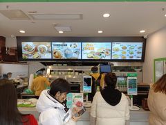 -老乡鸡(武汉中南梅苑小区地铁站店)