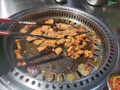 -马路牙子烧烤音乐酒馆(望京店)