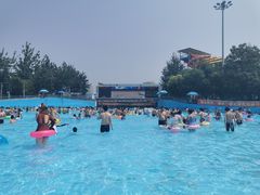 -欢乐水魔方水世界