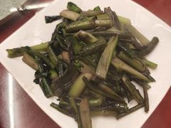 -鑫胜私房菜(球场路店)