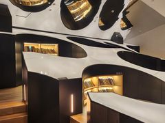 -涨巢·潮玩水疗局