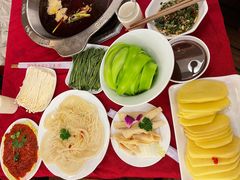 -山城年华老火锅(玉林店)