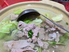 -冯烫烫跷脚牛肉·川菜小馆(武胜西街店)