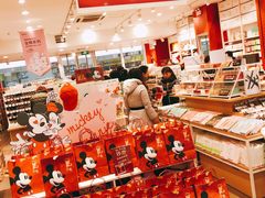 -名创优品(万达广场河东店)