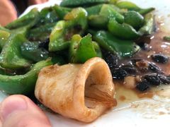 酱爆鱿鱼筒-双月饭店·20年老字号(新村店)