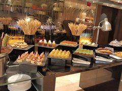 -上海西藏大厦万怡自助餐厅(徐汇店)