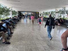 -班达拉奈克国际机场