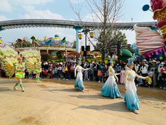 -七彩云南欢乐世界