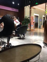 -思妍丽美发沙龙