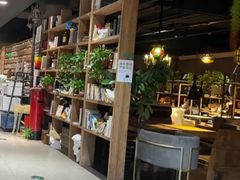 -魔方城市书房(中街益田店)