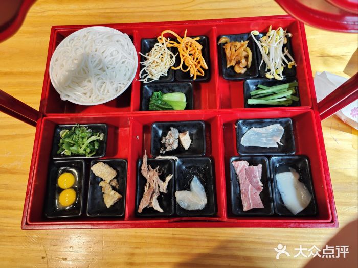 勺子米线·云南传统小吃市集(四方街店)图片