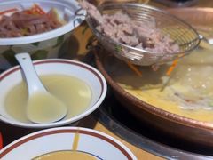 -洱火云南酸菜牛肉火锅(石景山当代商城店)