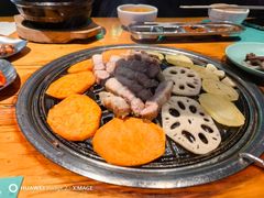 -唯成•韩国炭火烤肉 유성고기