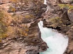 -阿萨巴斯卡瀑布观景点