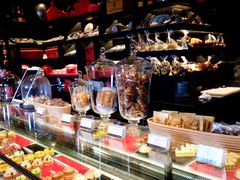 -Salon de The de Joel Robuchon(外滩18号店)