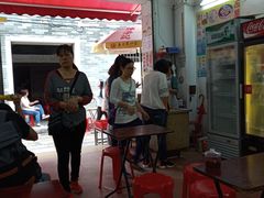 -陈老添美食店(宝华路店)